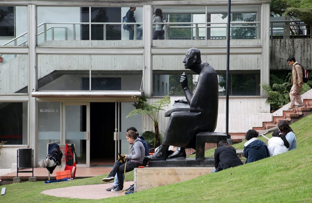 Estudiantes Campus